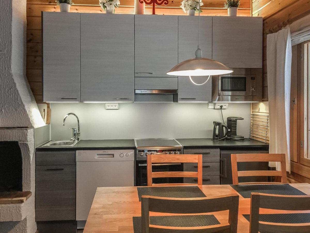 Holiday Home Lomayllaes B26 -Palovaarankaarre 8 A By Interhome Yllasjarvi Bagian luar foto