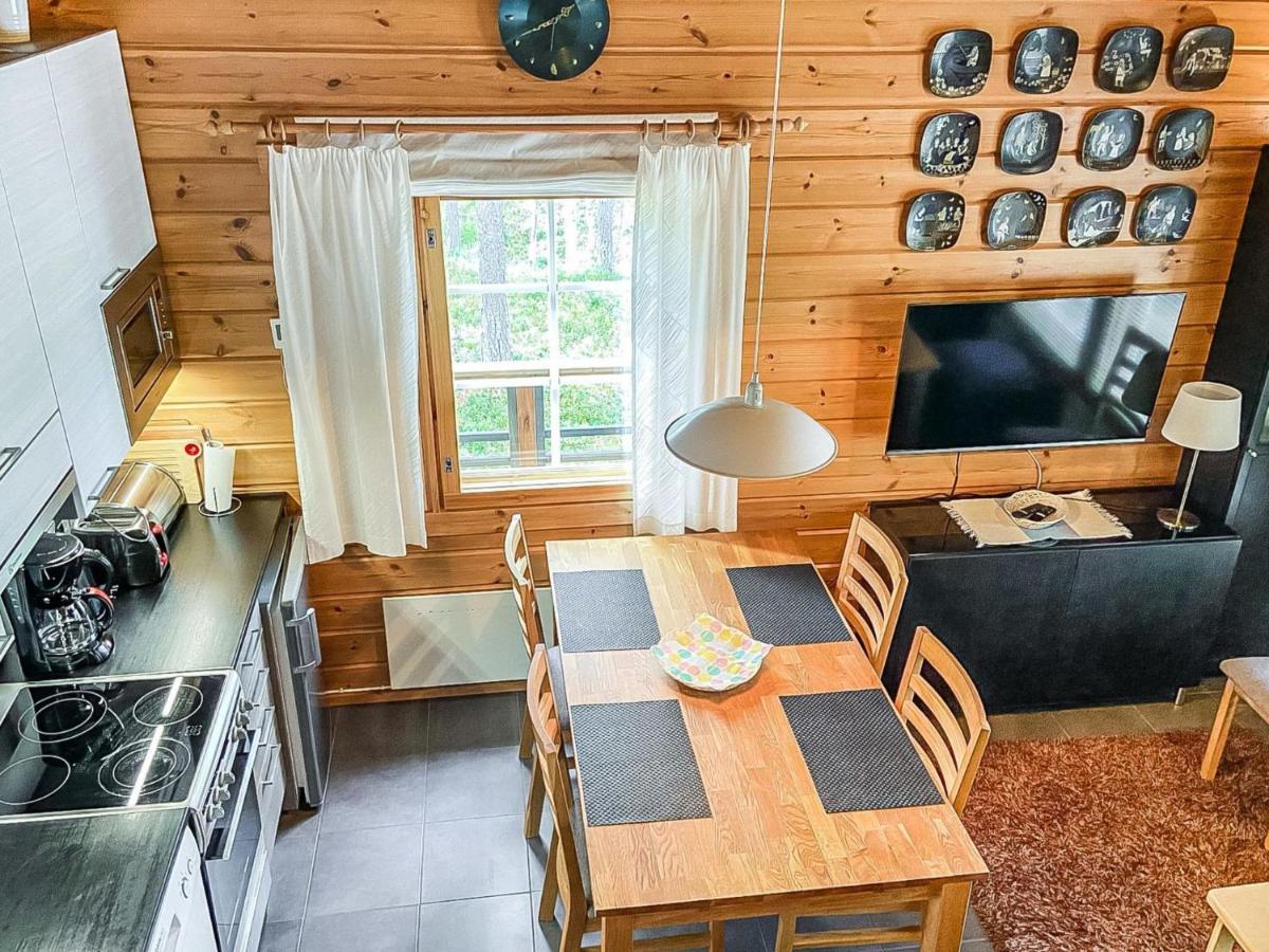 Holiday Home Lomayllaes B26 -Palovaarankaarre 8 A By Interhome Yllasjarvi Bagian luar foto